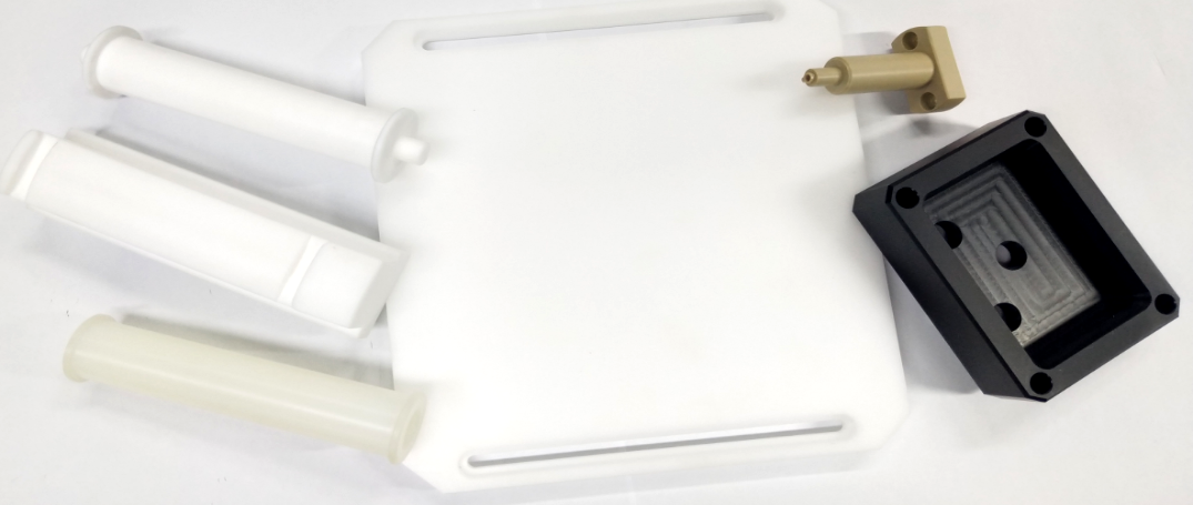 工程塑料類材質訂製零（líng）件