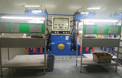 250T 3RT真空（kōng）硫化（huà）機