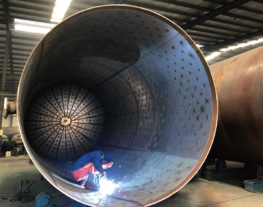 GB150標準 定製內襯不鏽鋼壓力（lì）容器（qì） 15m3-100m3